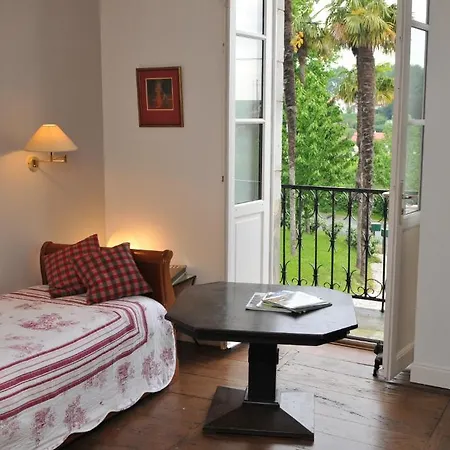 Maison Latchueta *