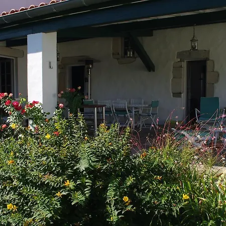 Maison Latchueta Bed & Breakfast Mouguerre